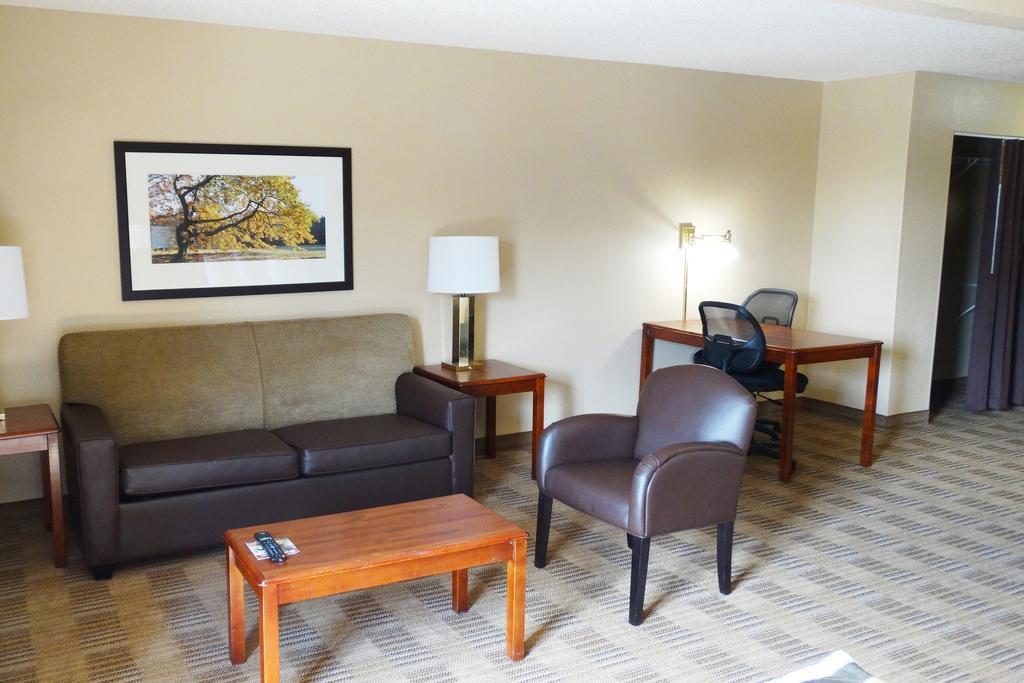 Extended America - Chicago - - Yorktown Center