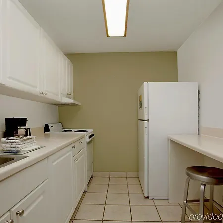 Extended Stay America Suites - Chicago - Lombard - Yorktown Center 