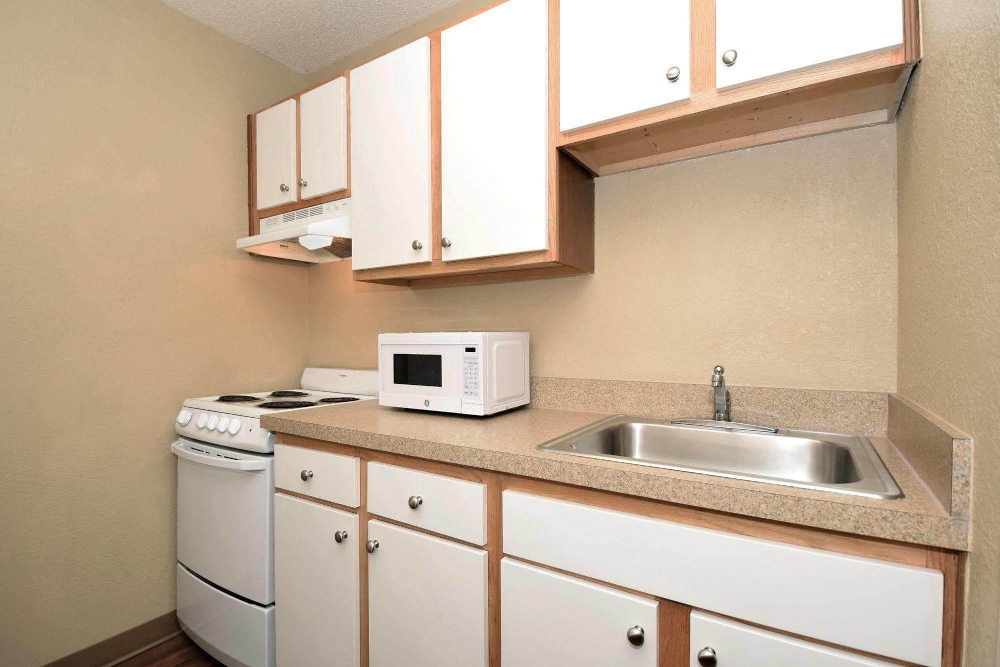 Extended America - Chicago - - Yorktown Center Hotel